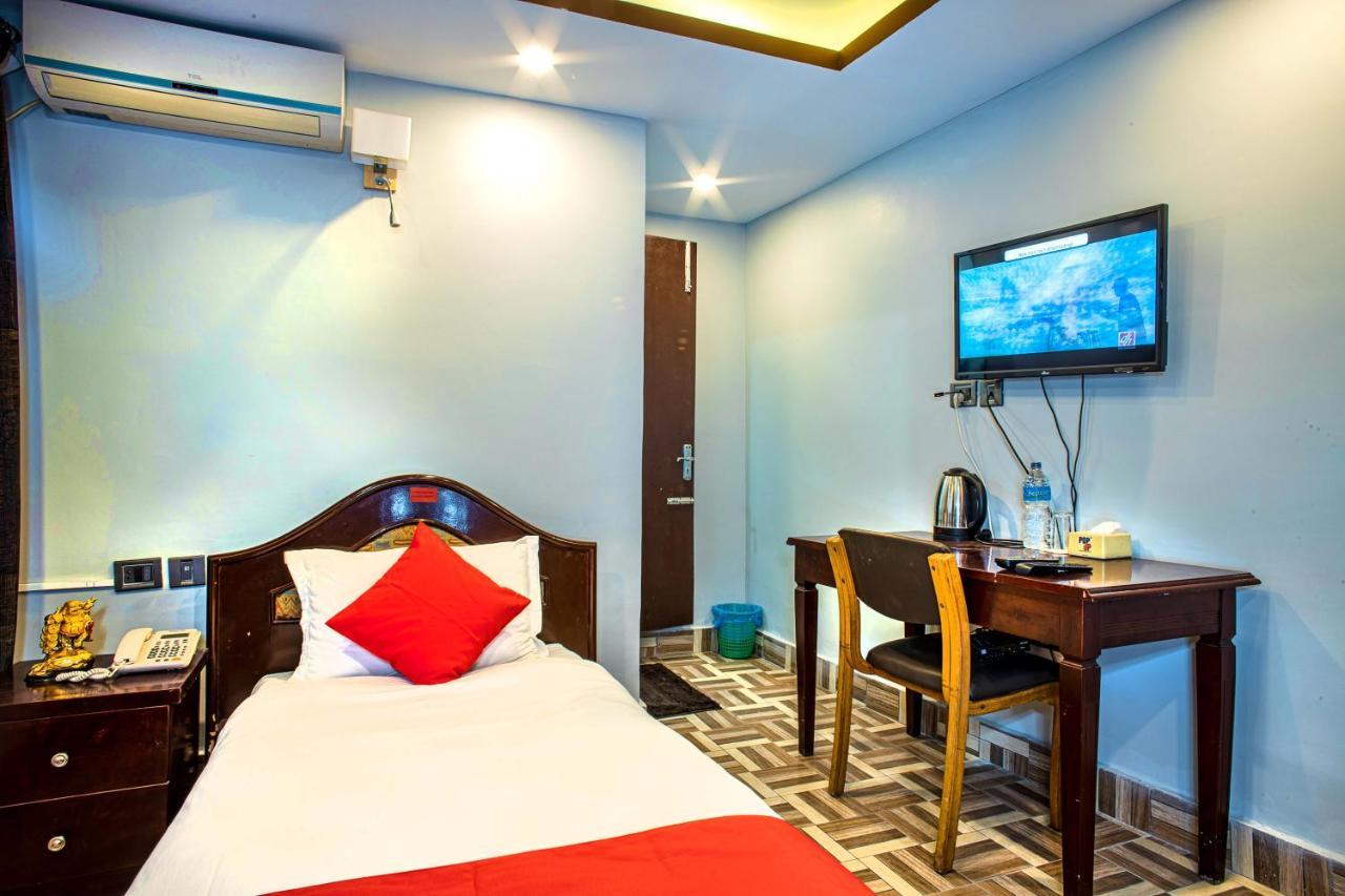 Hotel Bnb Mhepi Катманду Экстерьер фото