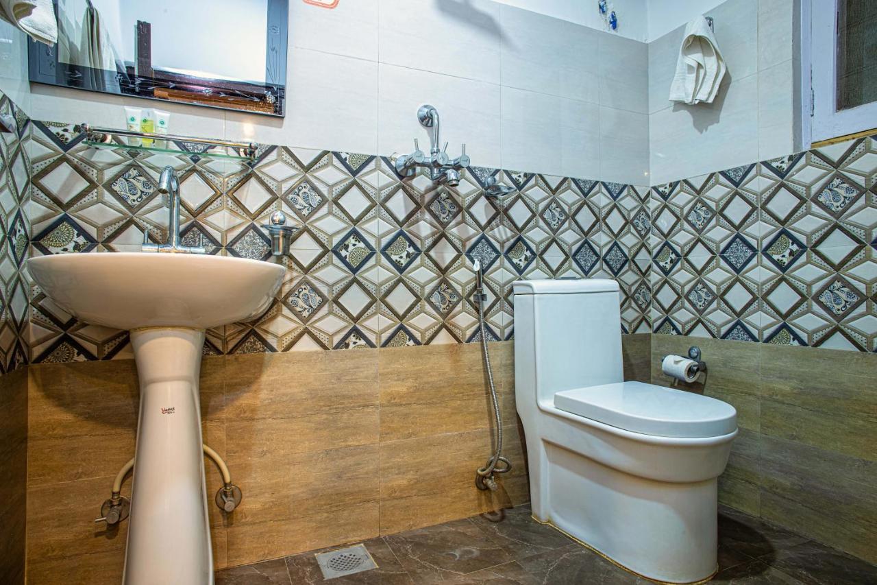 Hotel Bnb Mhepi Катманду Экстерьер фото