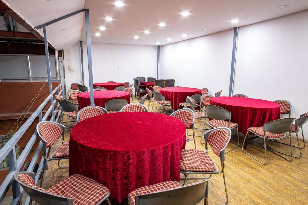 Hotel Bnb Mhepi Катманду Экстерьер фото